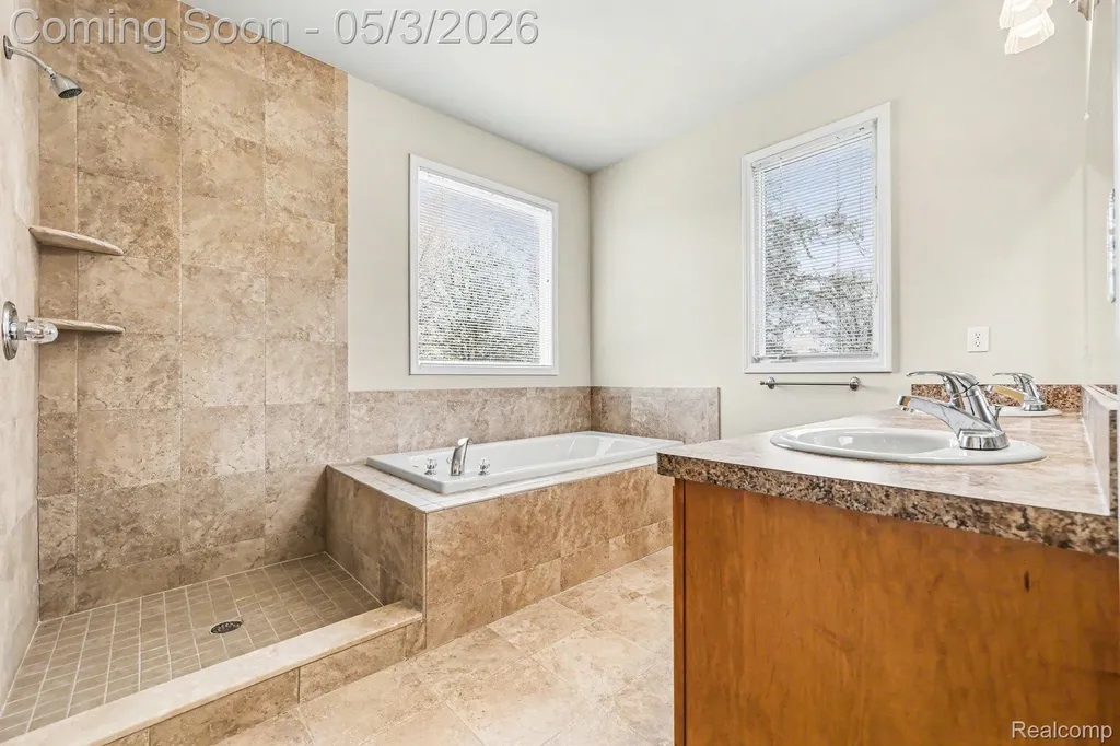 13823 Blue Beech Lane Shelby Charter Township MI 48315