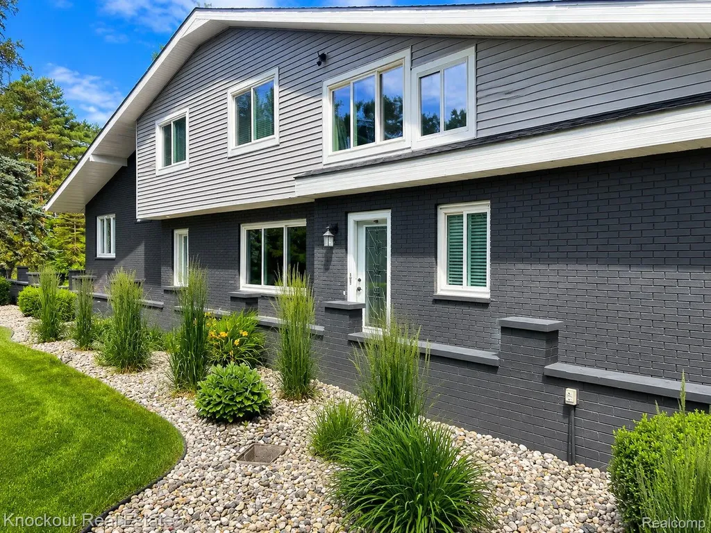 9239 Lange Road Birch Run Township MI 48415