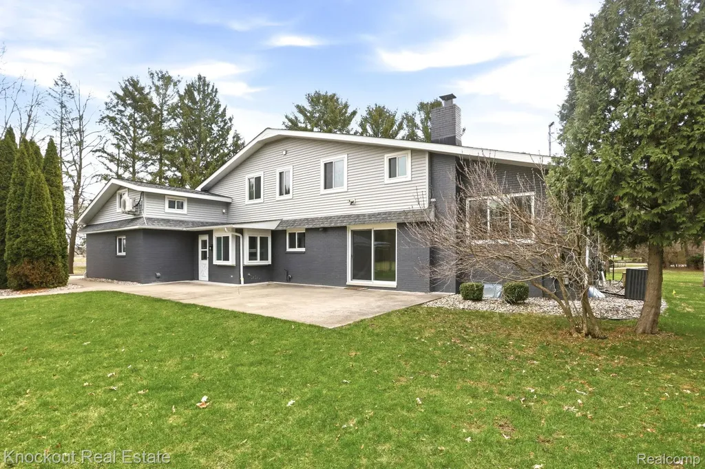 9239 Lange Road Birch Run Township MI 48415