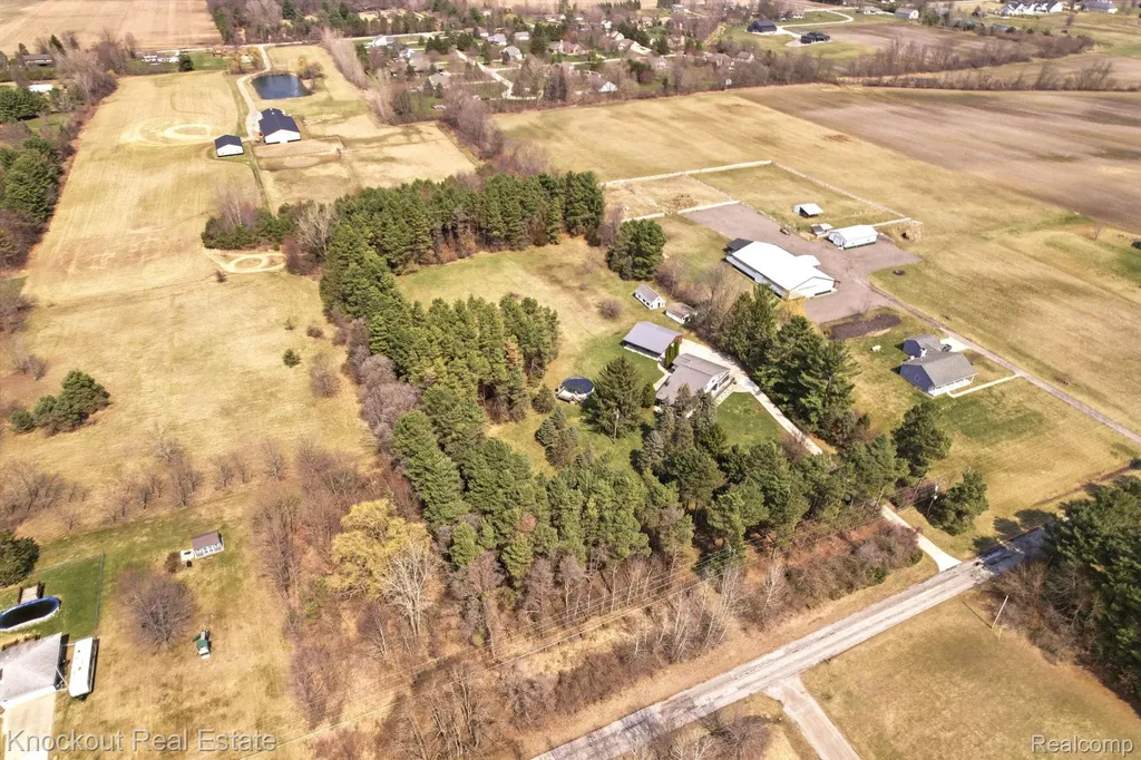 9239 Lange Road Birch Run Township MI 48415