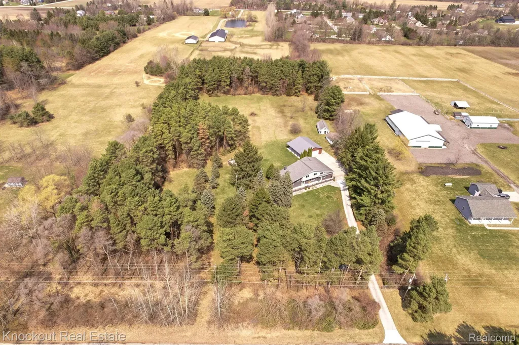 9239 Lange Road Birch Run Township MI 48415