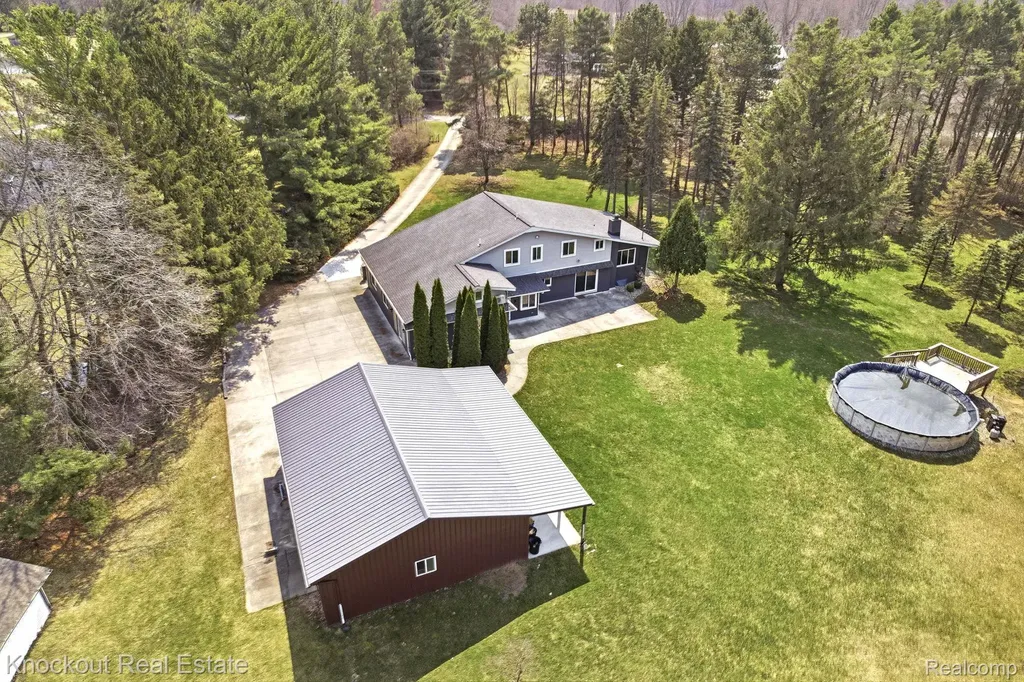 9239 Lange Road Birch Run Township MI 48415