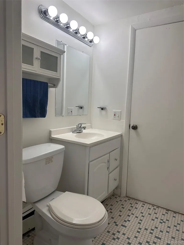 7421 Heather Heath West Bloomfield Charter Township MI 48322