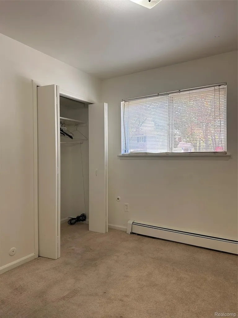 7421 Heather Heath West Bloomfield Charter Township MI 48322