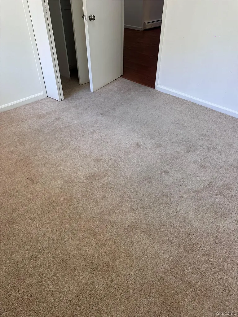 7421 Heather Heath West Bloomfield Charter Township MI 48322