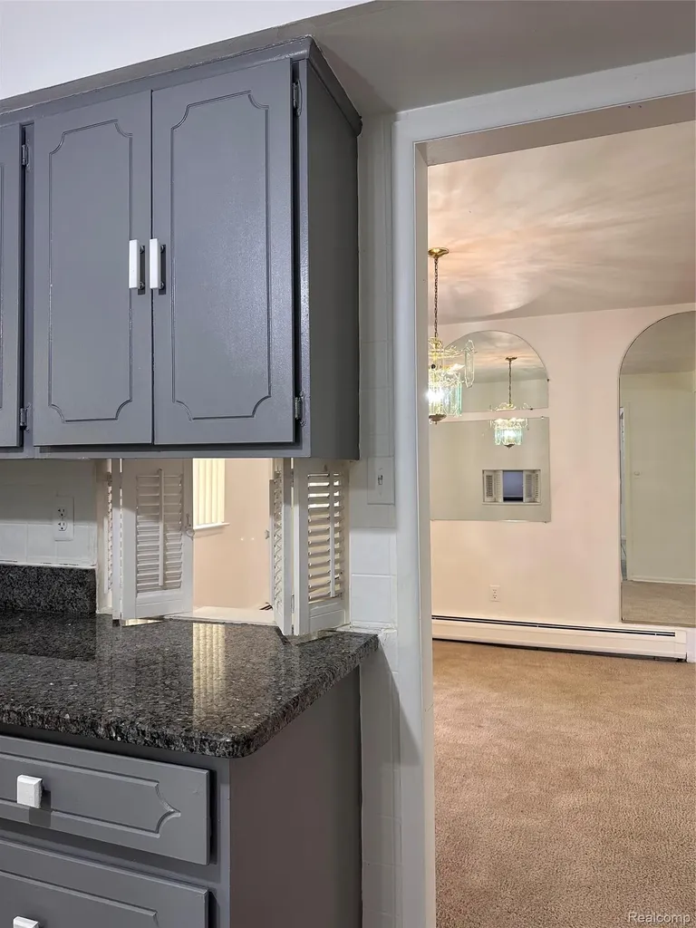 7421 Heather Heath West Bloomfield Charter Township MI 48322