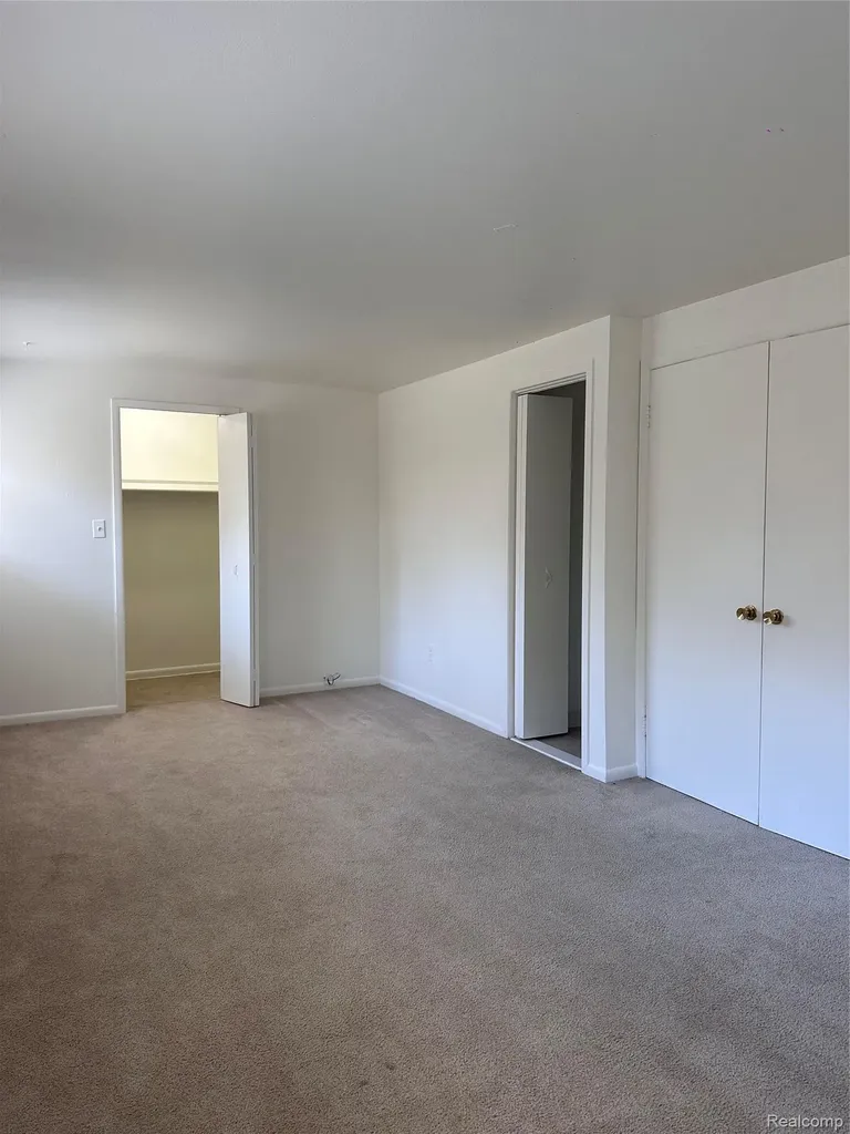 7421 Heather Heath West Bloomfield Charter Township MI 48322