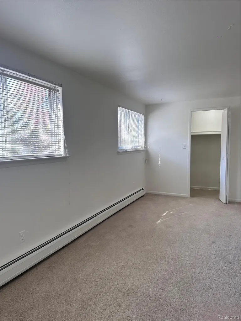7421 Heather Heath West Bloomfield Charter Township MI 48322