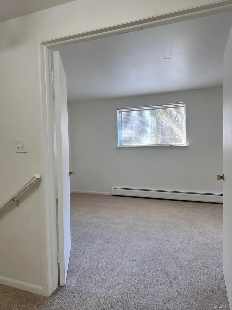 7421 Heather Heath West Bloomfield Charter Township MI 48322