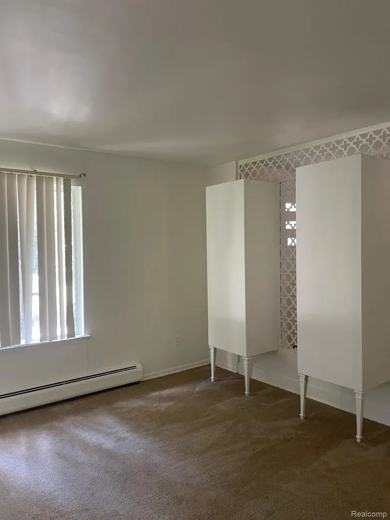 7421 Heather Heath West Bloomfield Charter Township MI 48322