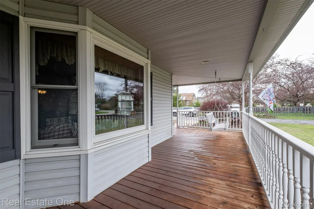 11030 Marshall Road Green Oak Township MI 48178