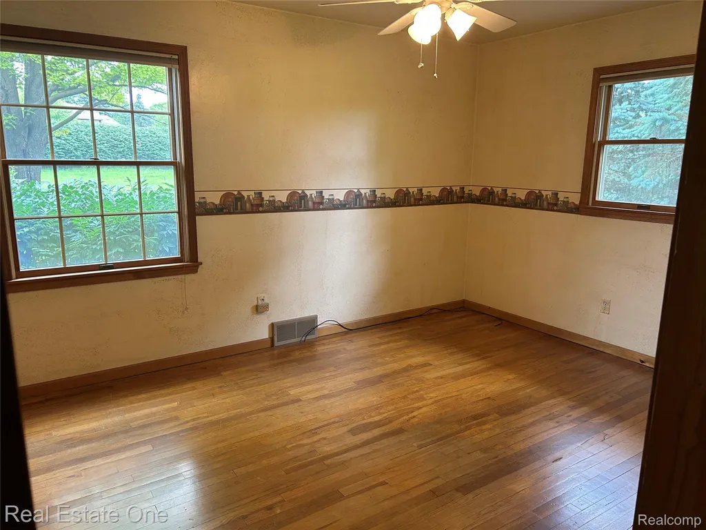 11030 Marshall Road Green Oak Township MI 48178