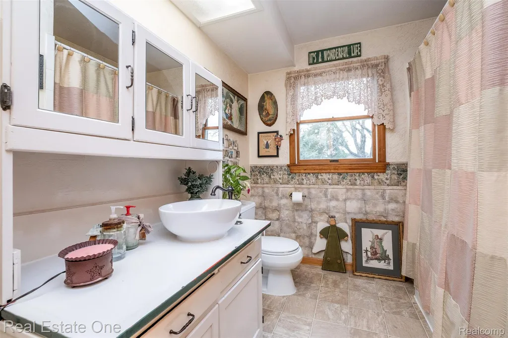 11030 Marshall Road Green Oak Township MI 48178