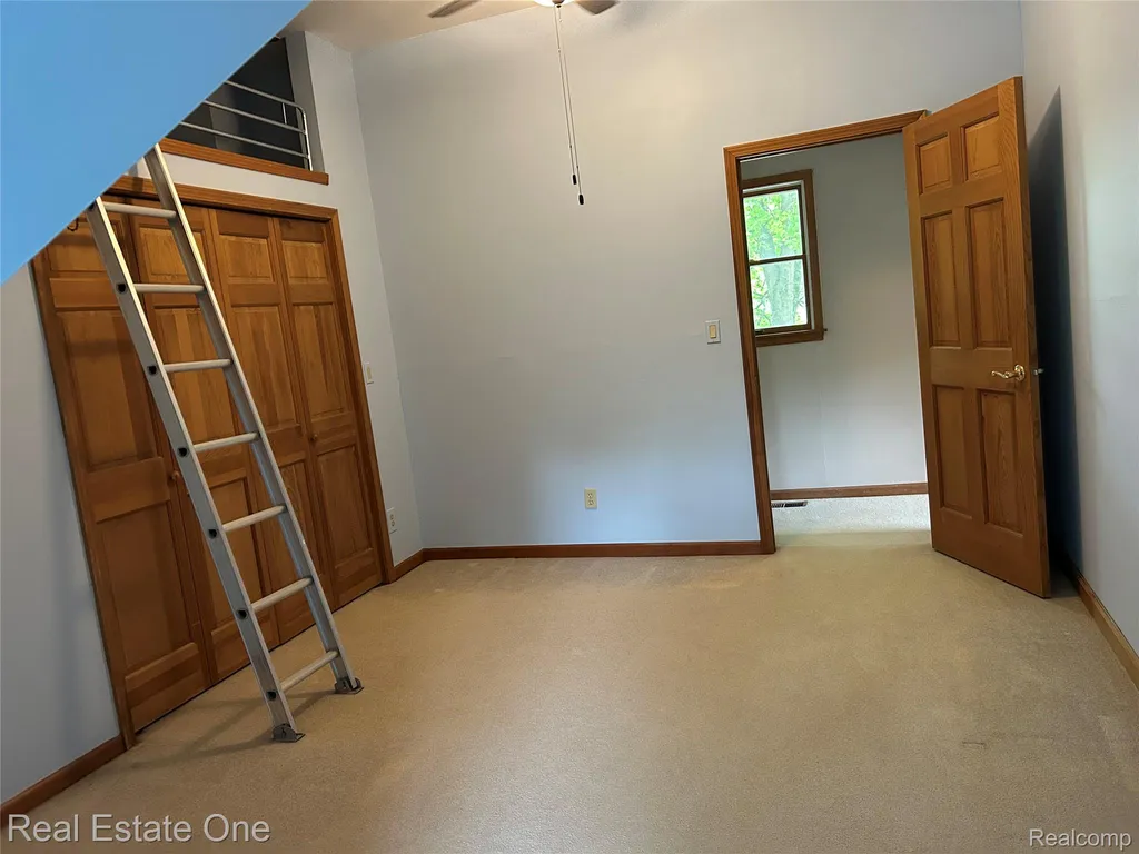 11030 Marshall Road Green Oak Township MI 48178