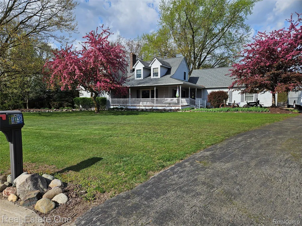 11030 Marshall Road Green Oak Township MI 48178