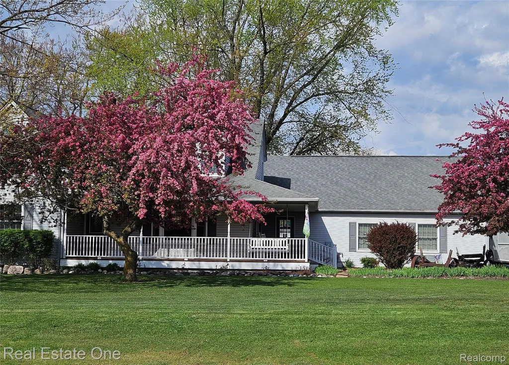 11030 Marshall Road Green Oak Township MI 48178