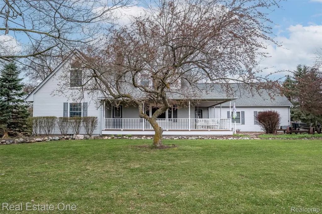 11030 Marshall Road Green Oak Township MI 48178