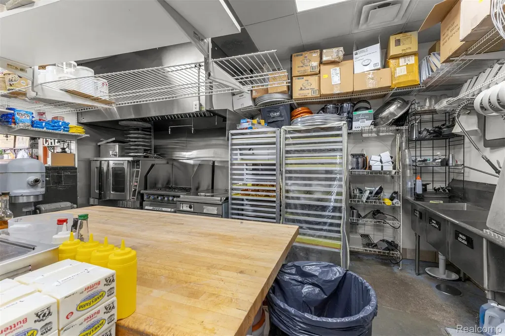 5838 Schaefer Road Dearborn City MI 48126