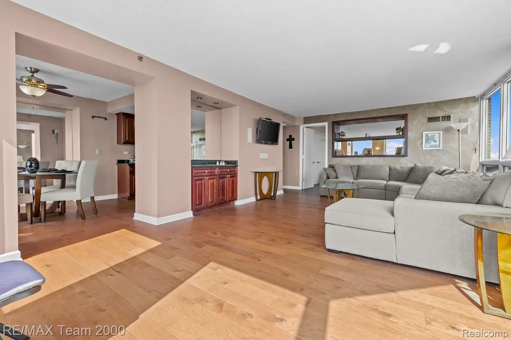 3320 Spinnaker Lane Detroit City MI 48207