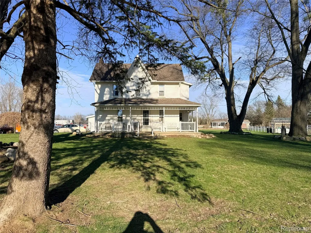 6038 Byron Road Cohoctah Township MI 48855