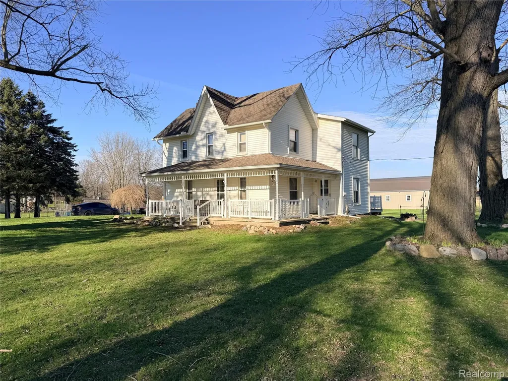 6038 Byron Road Cohoctah Township MI 48855