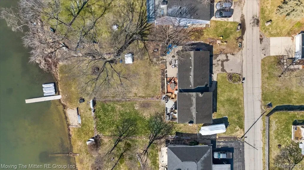 2965 Barkman Drive Waterford Charter Township MI 48329