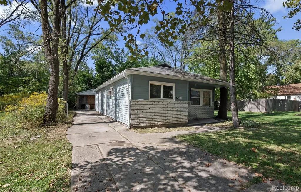 14561 Stout Street Detroit City MI 48223