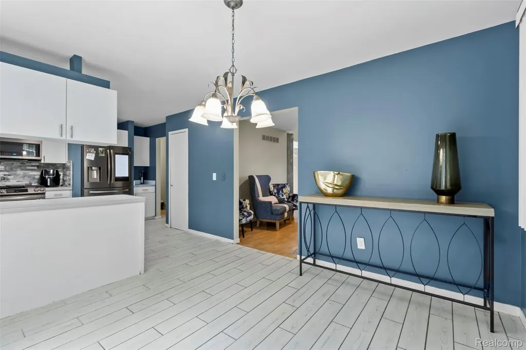 3195 Green Oaks Drive West Bloomfield Charter Township MI 48324