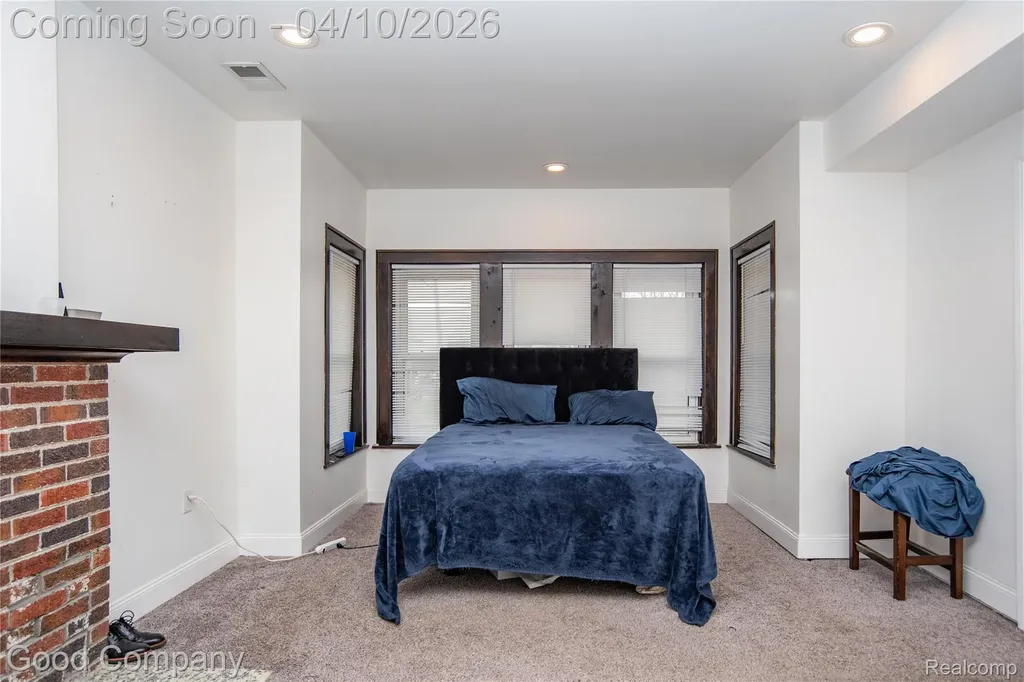 30 Lawrence Street Detroit City MI 48202