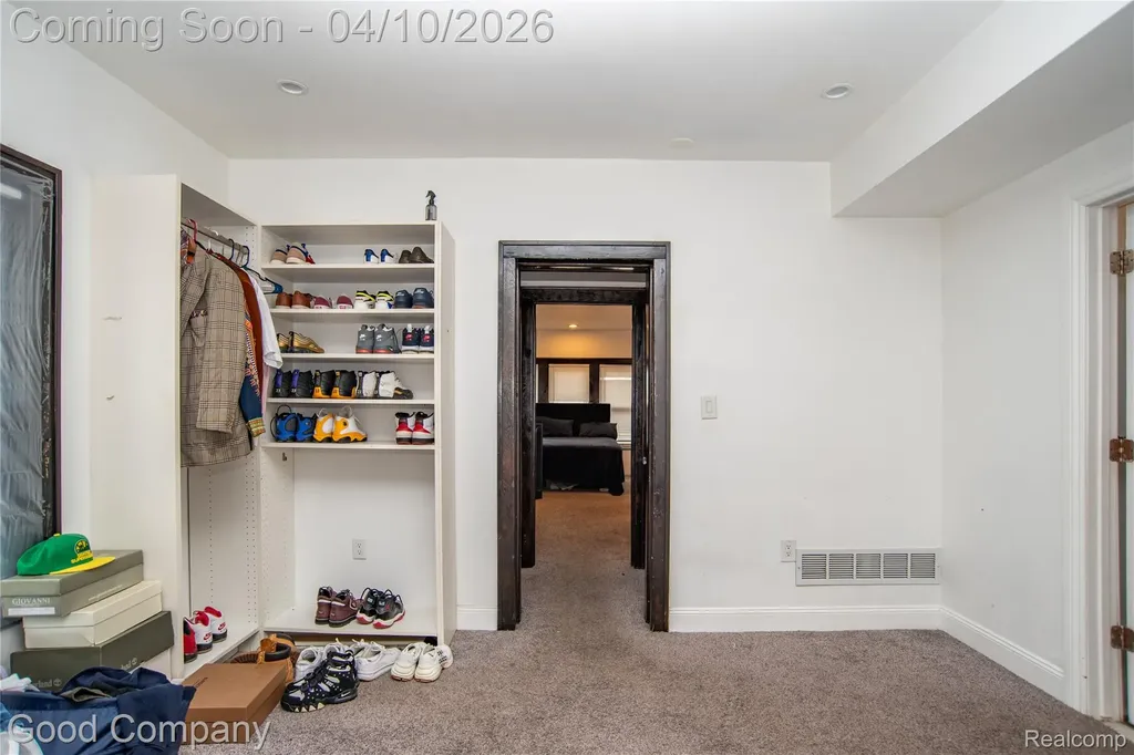 30 Lawrence Street Detroit City MI 48202