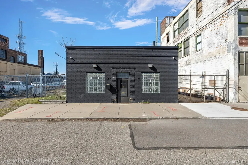 6543 Hastings Street Detroit City MI 48211