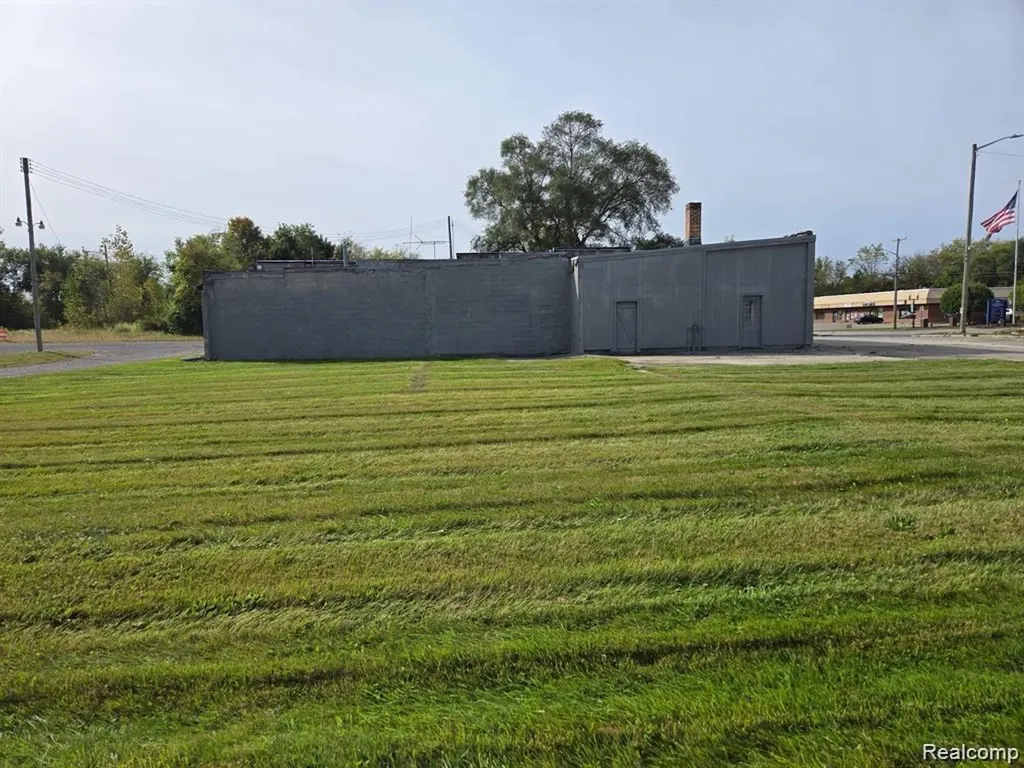 150 E North Cedar Street E Imlay City City MI 48444