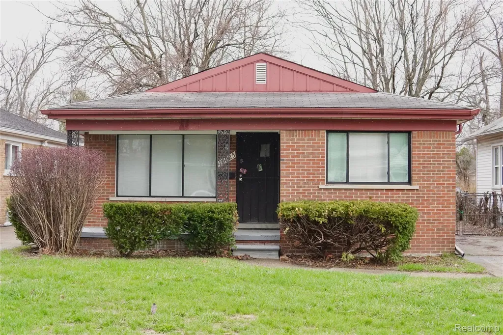 19925 Winthrop Street Detroit City MI 48235