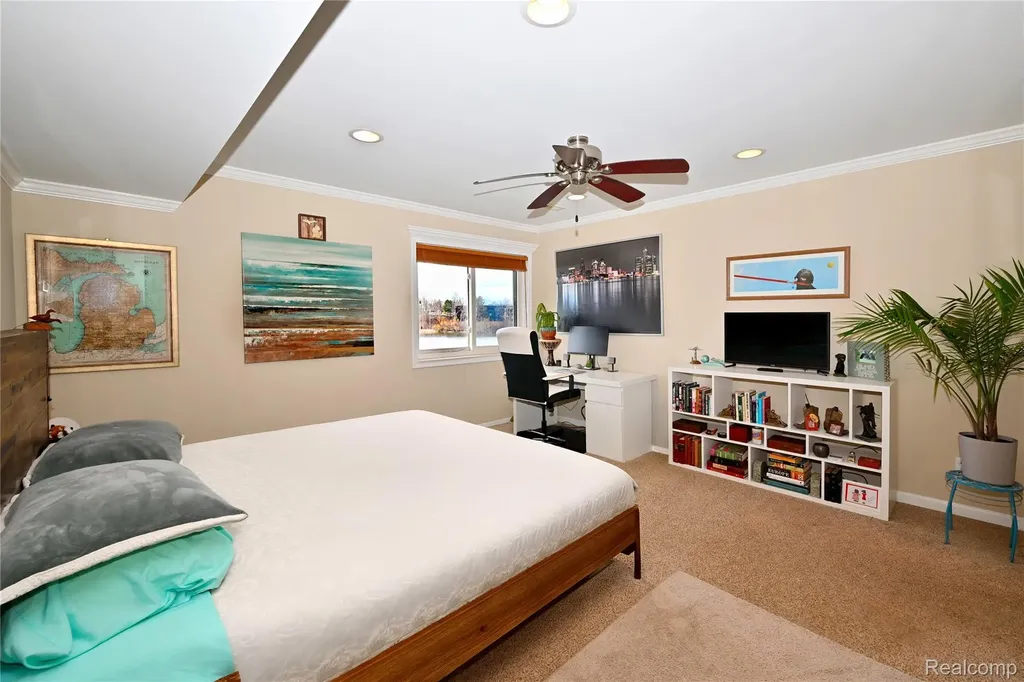1966 Klingensmith Road Bloomfield Hills City MI 48302