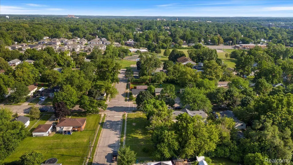 893 Madison Street Ypsilanti City MI 48197
