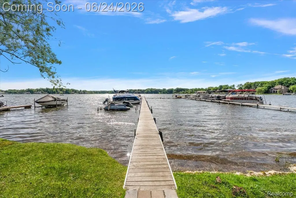 5630 Griffith Drive Genoa Township MI 48116