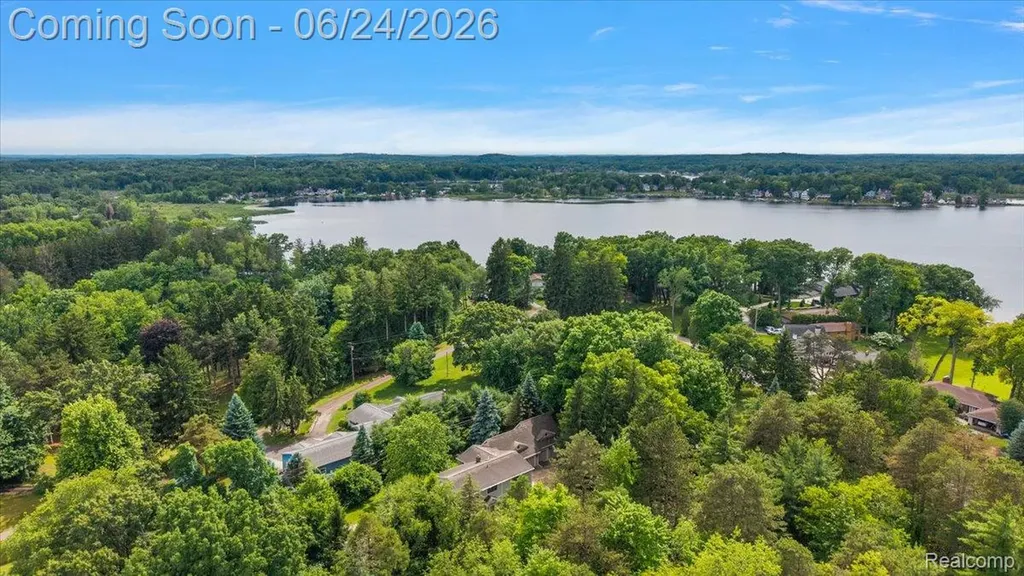 5630 Griffith Drive Genoa Township MI 48116
