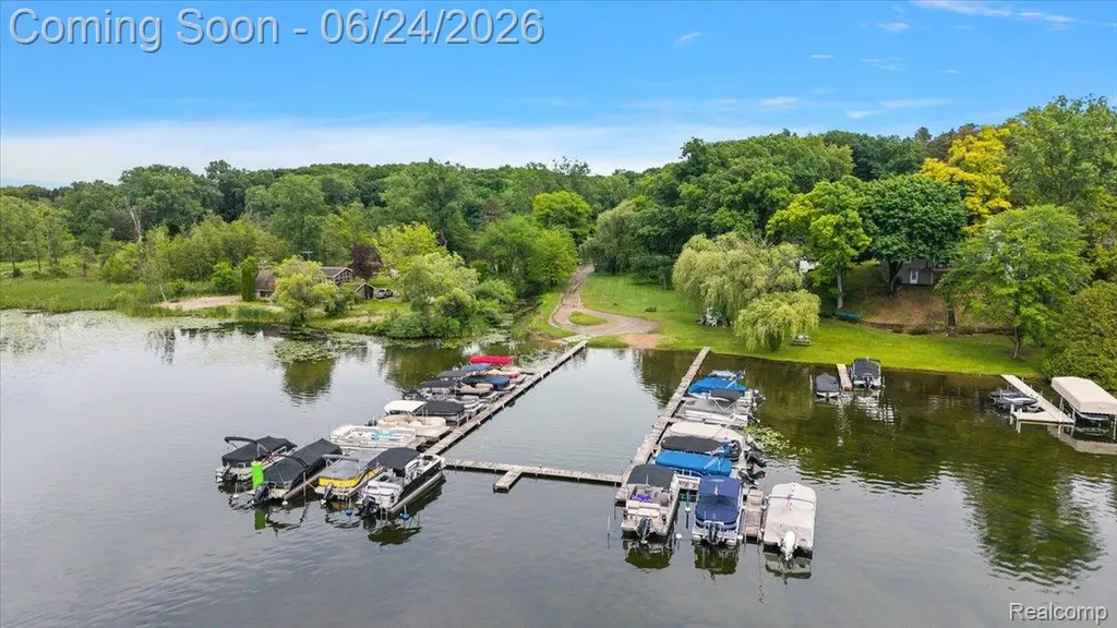 5630 Griffith Drive Genoa Township MI 48116