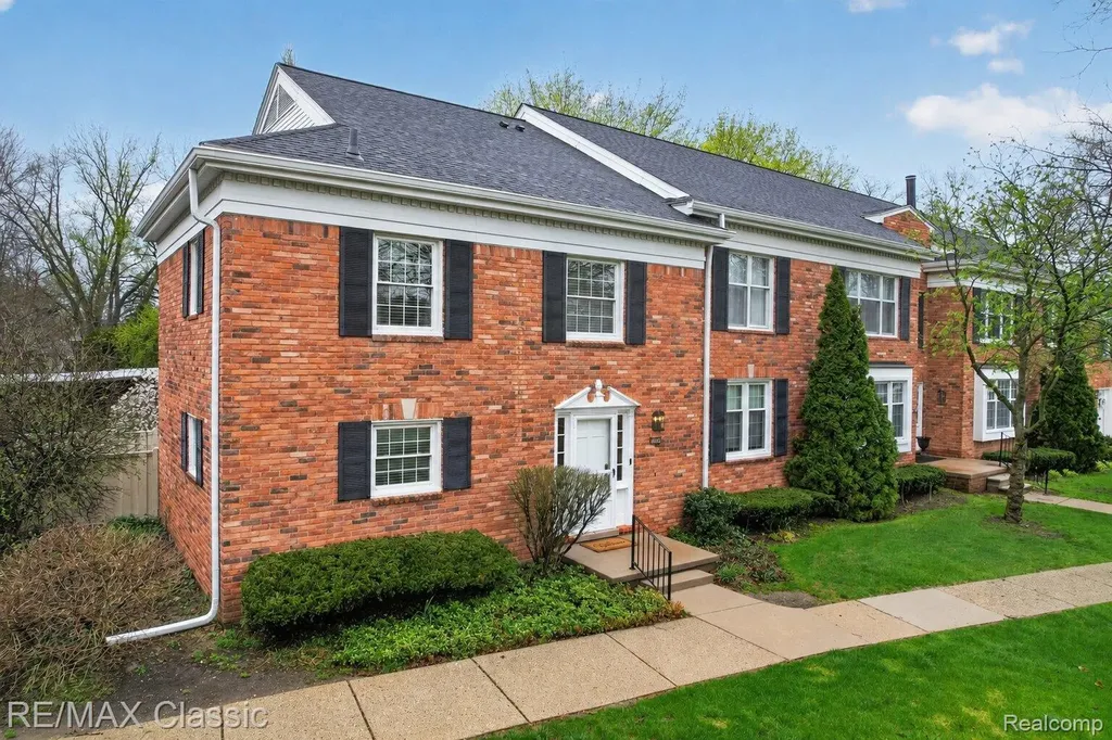 1460 Trailwood Path Bloomfield Hills City MI 48301