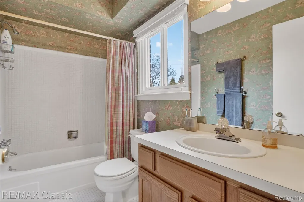 1460 Trailwood Path Bloomfield Hills City MI 48301