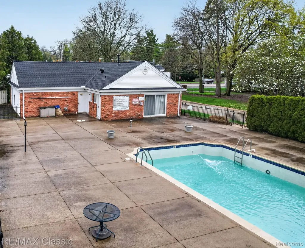 1460 Trailwood Path Bloomfield Hills City MI 48301