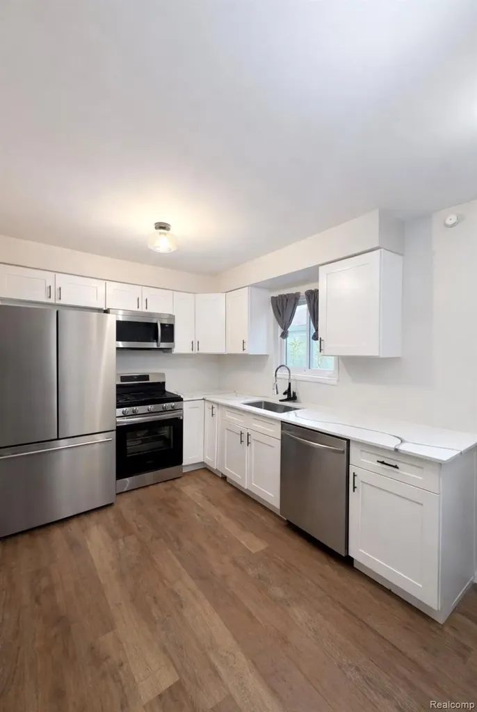938 Arlene Avenue Pontiac City MI 48340