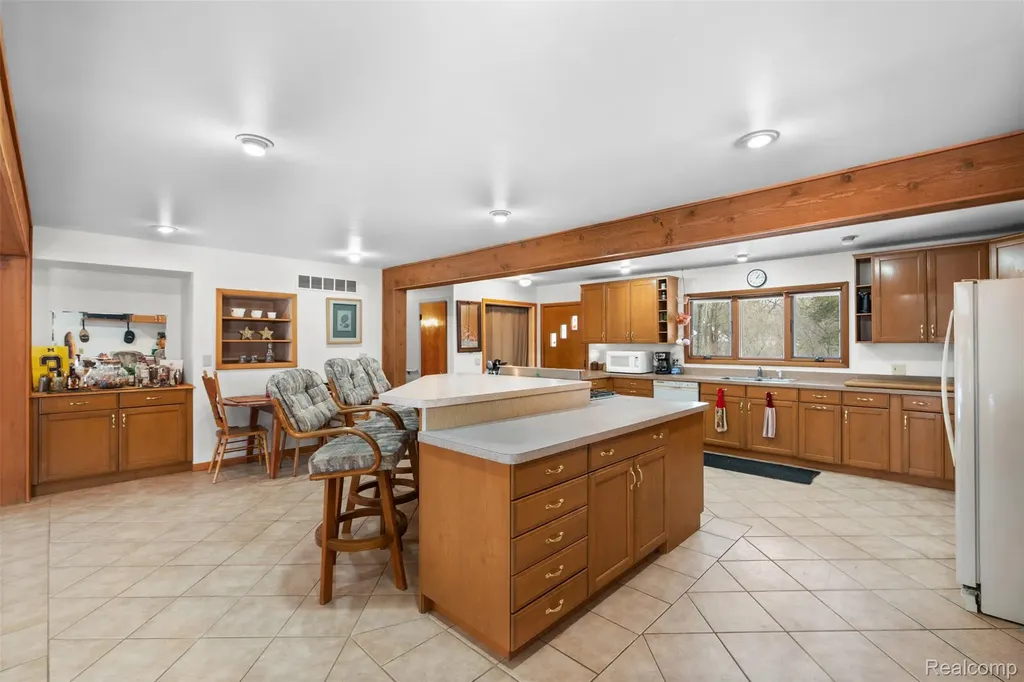 9130 Bayfield Lane Green Oak Township MI 48116