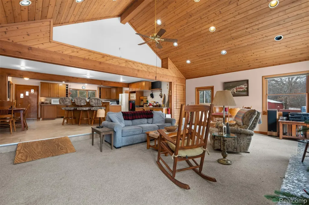 9130 Bayfield Lane Green Oak Township MI 48116