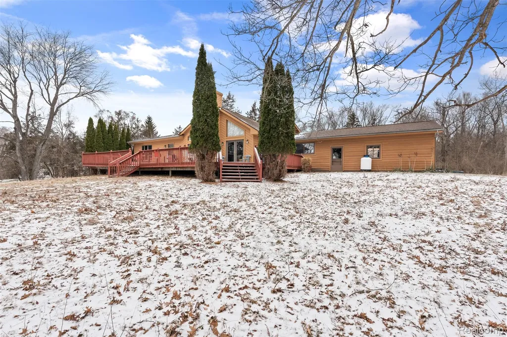 9130 Bayfield Lane Green Oak Township MI 48116
