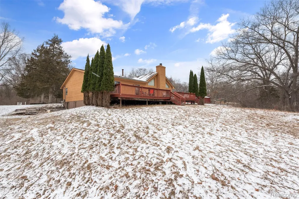 9130 Bayfield Lane Green Oak Township MI 48116