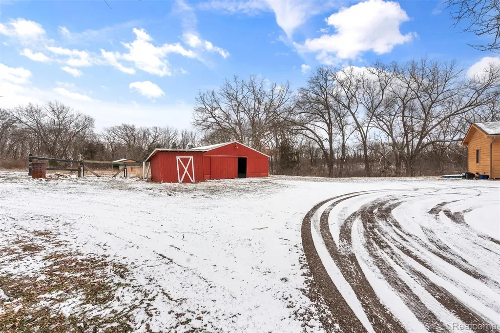 9130 Bayfield Lane Green Oak Township MI 48116