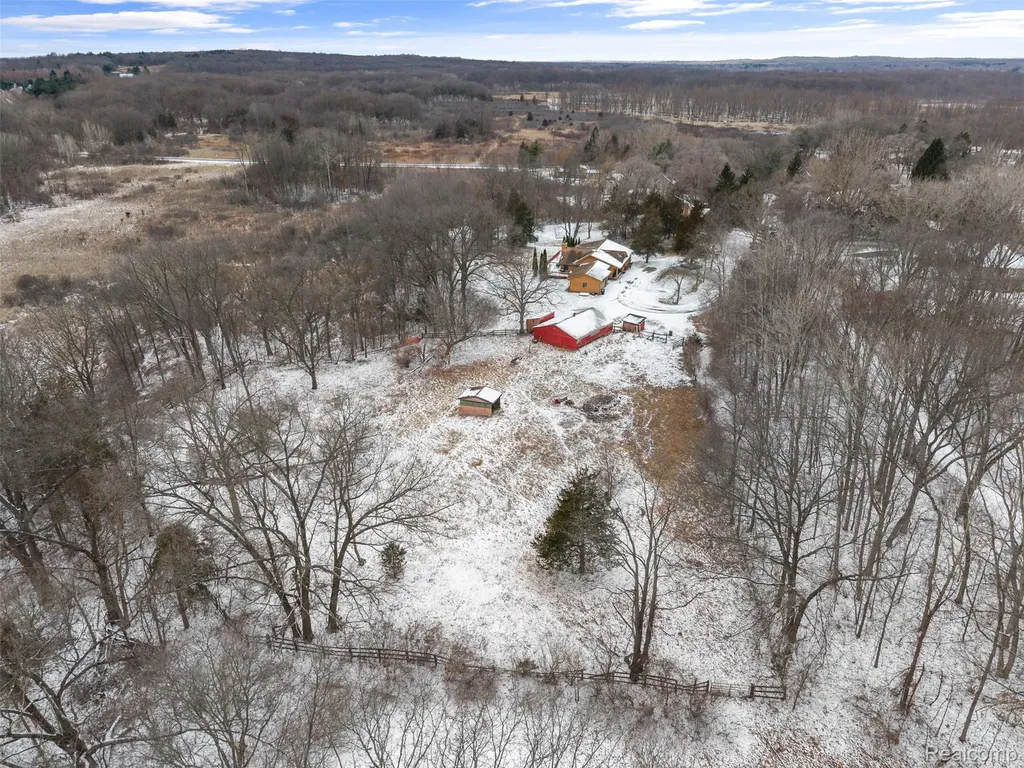 9130 Bayfield Lane Green Oak Township MI 48116