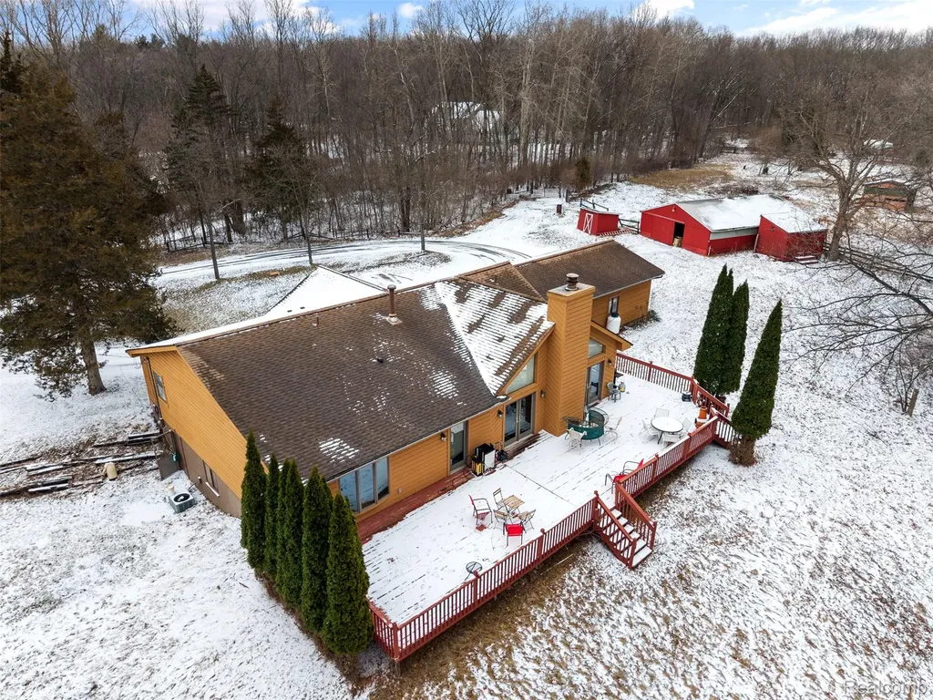 9130 Bayfield Lane Green Oak Township MI 48116