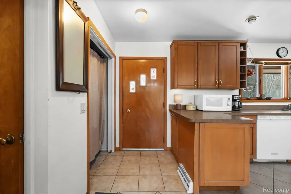 9130 Bayfield Lane Green Oak Township MI 48116
